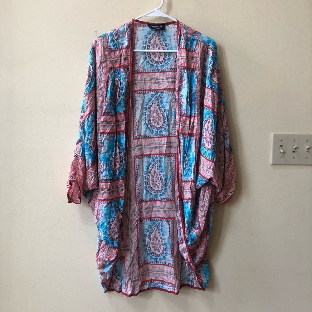 Feathers By Tolani Kimono